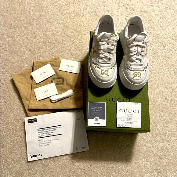 Shoes - Gucci Sneakers